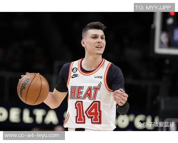 鲍威尔称约维奇多种方式影响比赛心态始终强大令人赞叹